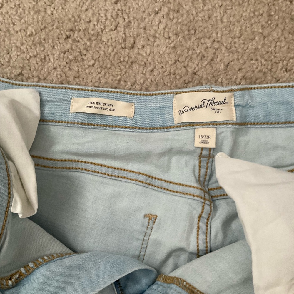 Universal Thread High Rise Skinny Jeans, Size 16 - Picture 2 of 4